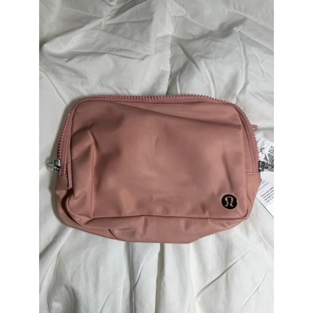 Lululemon Everywhere Belt Bag Large 2L Pink Pastel LU9B11S PNPA NWT - Picture 7 of 7